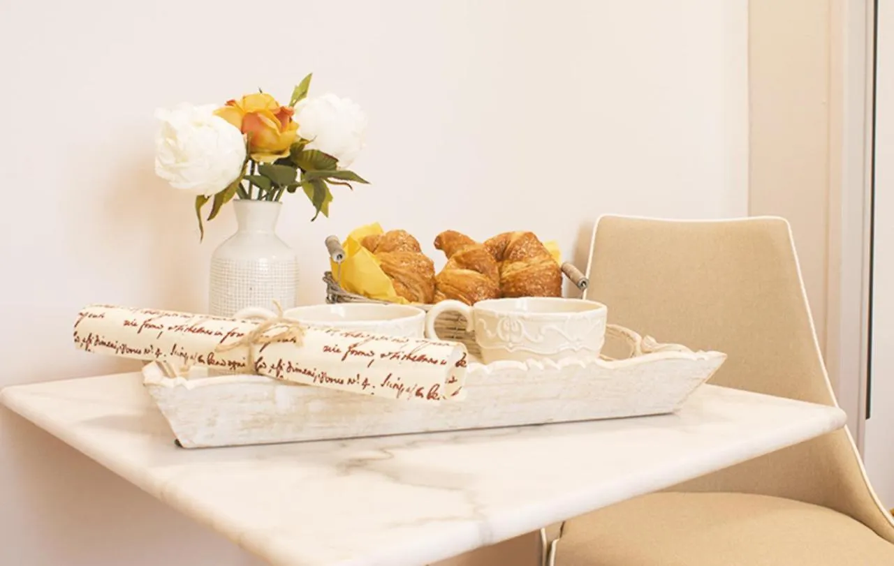 Bed & Breakfast Accanto Al Centro B&B Prato Italy