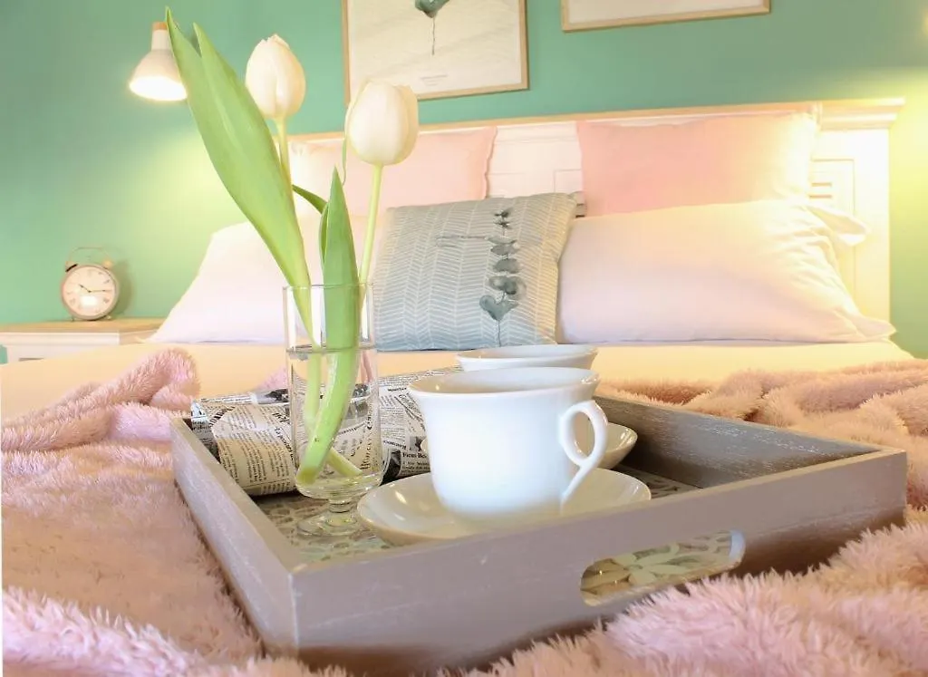 Bed & Breakfast Accanto Al Centro B&B Prato Italy